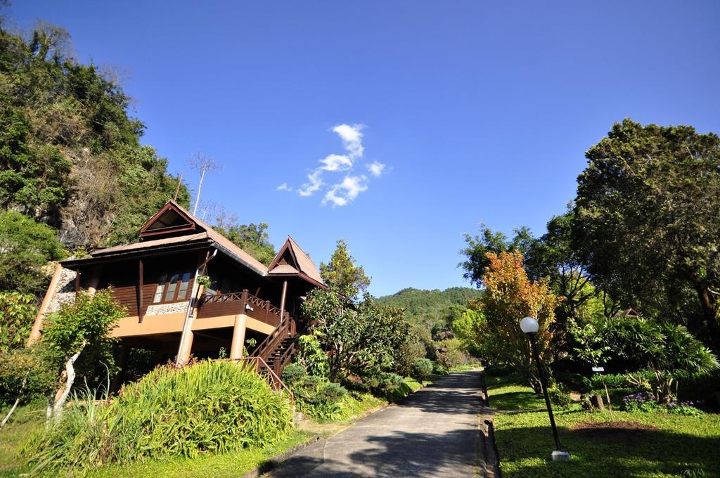 Angkhang Nature Resort Fang Экстерьер фото